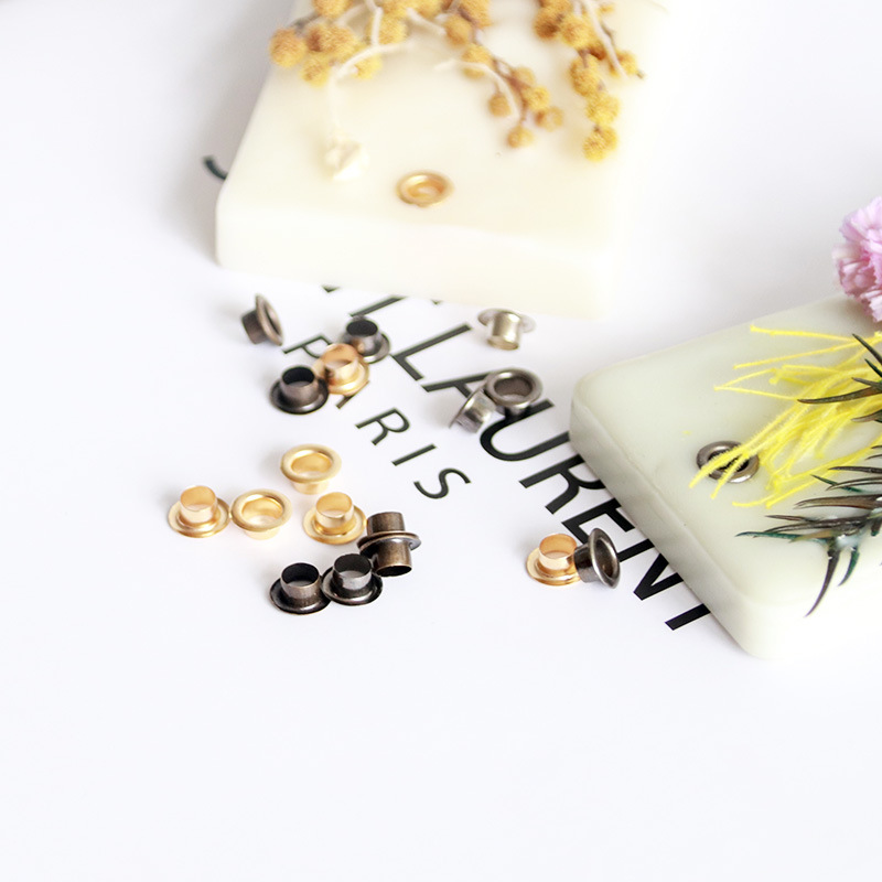 Kit per occhiello in cera per  - Beeswax Taper Candle recensione e prezzo
